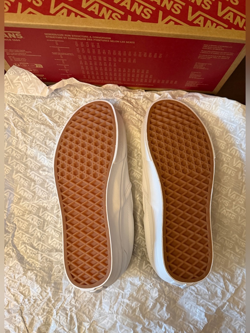 NWT Vans Leather Slip Ons - Picture 4 of 10
